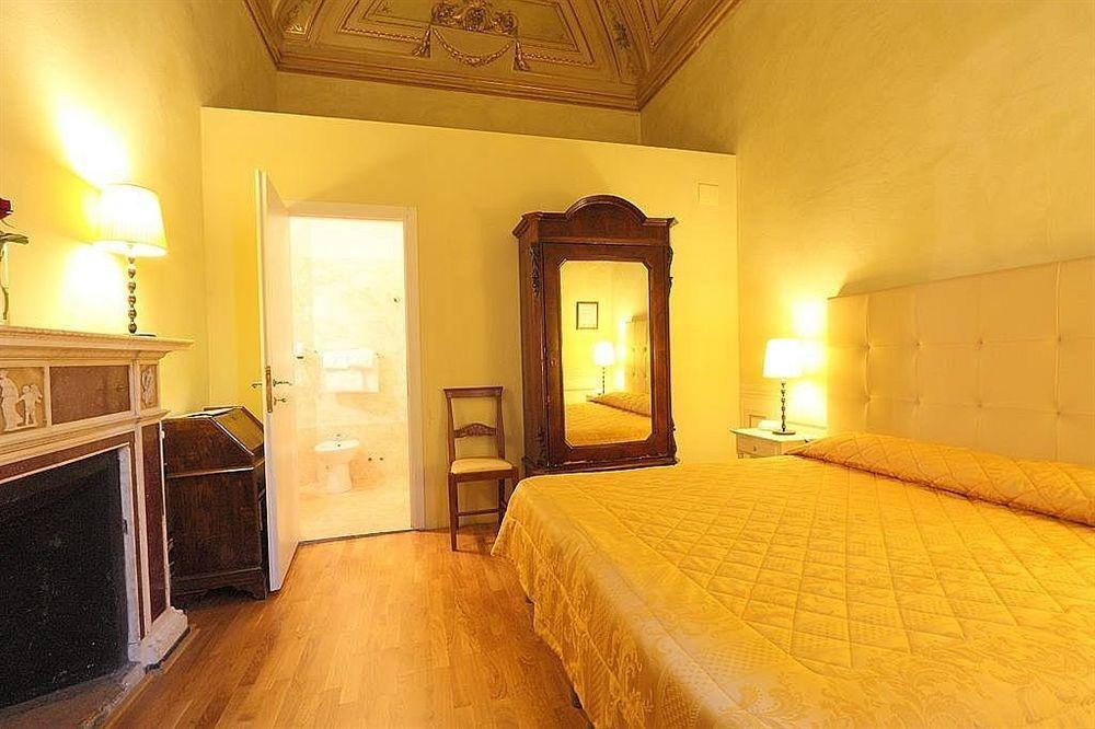 Hotel Bretagna Heritage - Alfieri Collezione Florença Exterior foto
