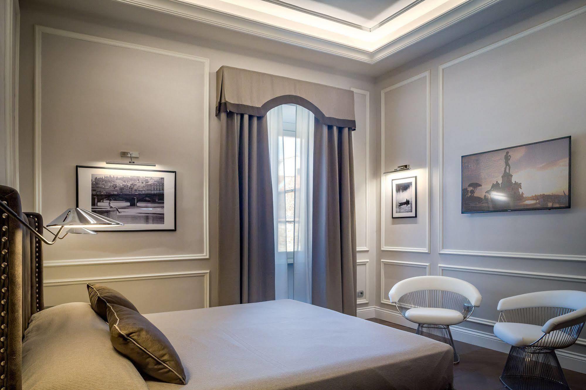 Hotel Bretagna Heritage - Alfieri Collezione Florença Exterior foto